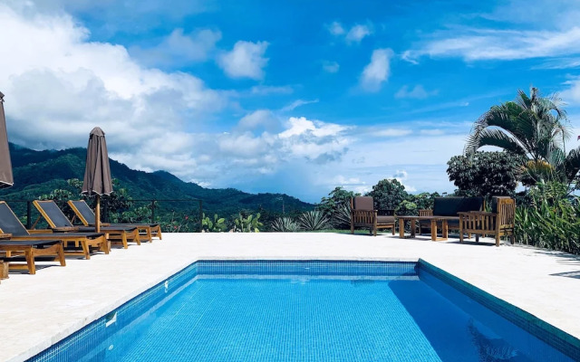 Nature's Edge Boutique Hotel