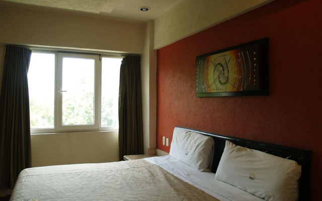 Hotel Real Del Sol – Zona Expo Industrial