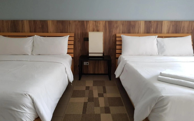 Sathorn Terrace Apartment