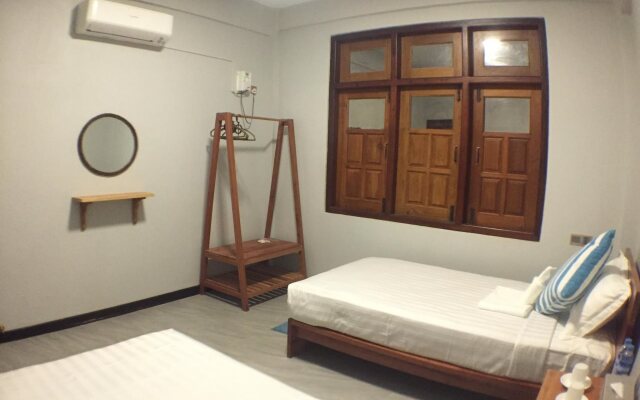 WEStay @ Chillax House - Ngapali - Hostel