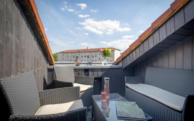 Stylish 2 Room Maisonette Hannover