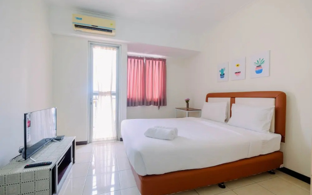 Simple Furnished Studio Apartment at Maple Park – Guest Rooms – Jakarta