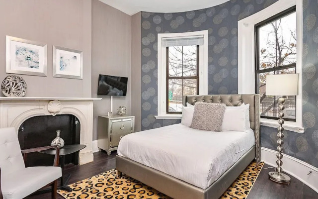 Premier Suites - Bay Village