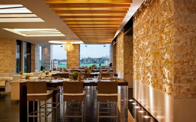 VOGO Abu Dhabi Golf Resort & Spa
