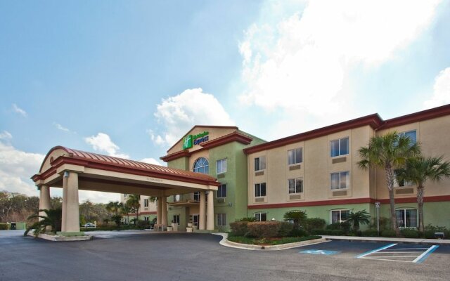 Holiday Inn Express Hotel and Suites Live Oak