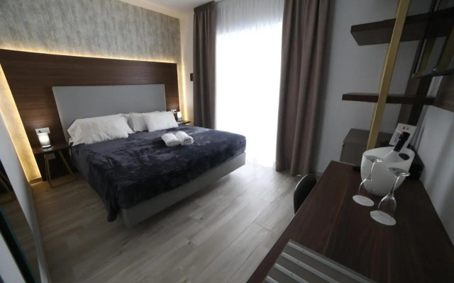 8room Hotel
