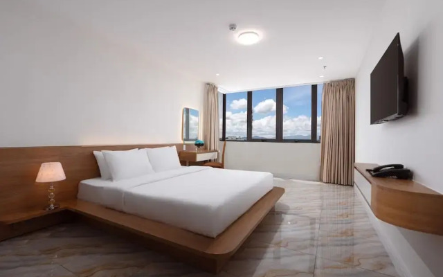 Đông Phương Hotel & Restaurant