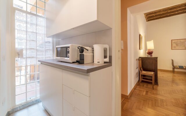 A peaceful retreat 2 minutes from Piazza Navona - FromHometoRome