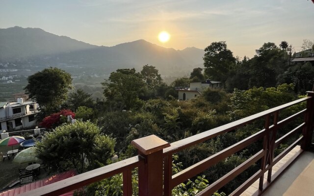 Sangita Resorts Naukuchiatal