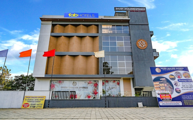 Fabhotel Shubh Shaleen Springs