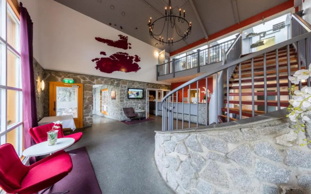 Dolmsundet Hotell Hitra