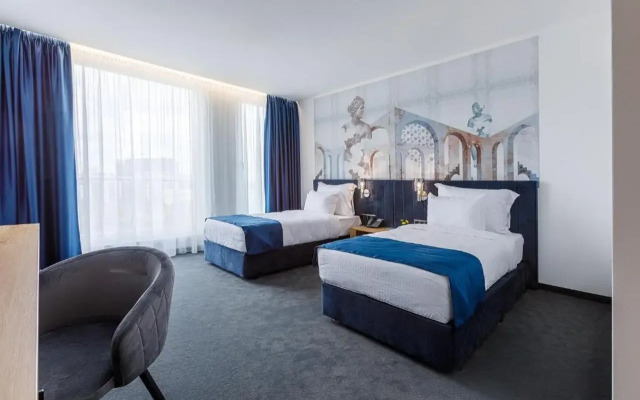 Blue Star Luxury Hotel