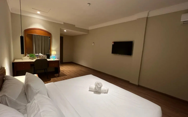 Grand Pacific Hotel PWTC