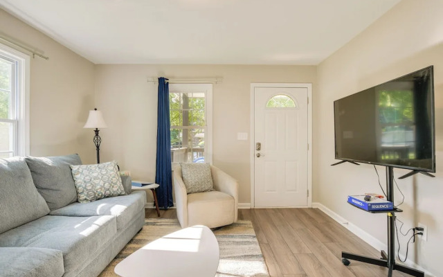 Charming Greenville Home w/ Yard: 3 Mi to Downtown