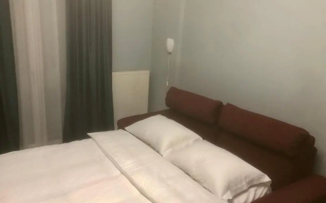 REM One Bedroom Apartment