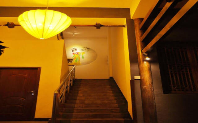 Chengdu Demenrenli Hotel
