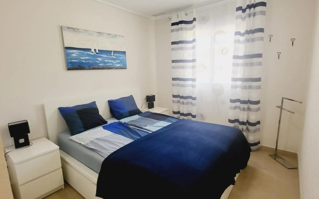 Penthouse Punta Prima Indoor & outdoor pool