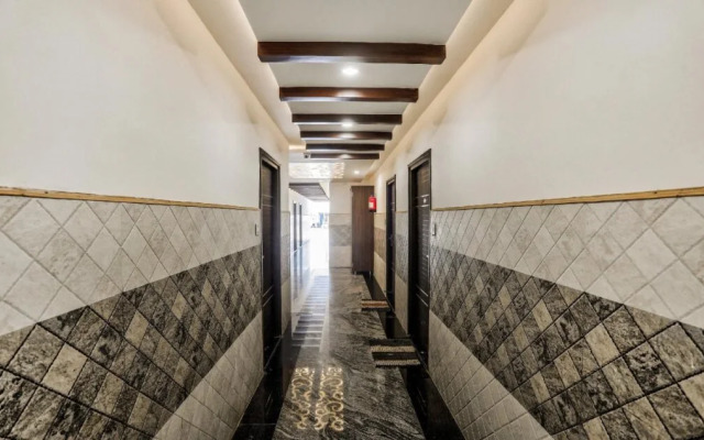 Hotel St Anne's By OYO Rooms