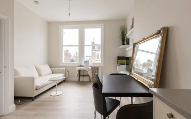 Eson2 - The Sinclair Road Nest