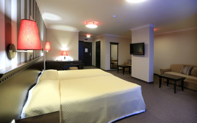 SG Royal Park & SPA Complex