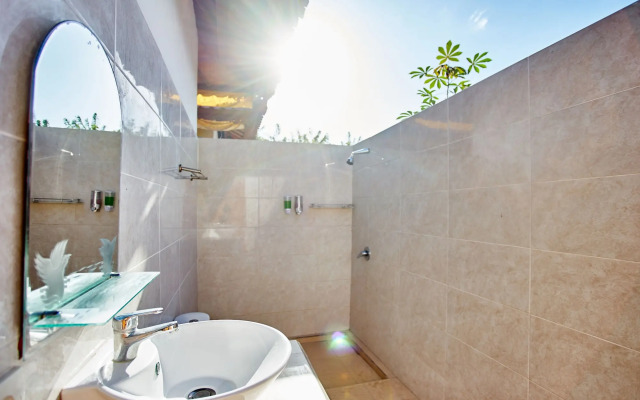 Taos House Lembongan