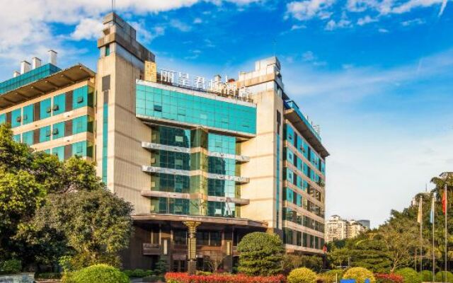 Rezen Kingtown Hotel (Chongqing Ranjiaba)