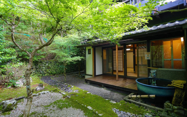 Momijiya Bekkan Kawanoiori