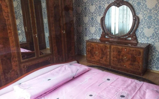 Home in Taras Shevchenko