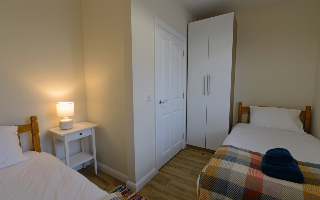 Coppins Park - Dog Friendly Peaceful Location