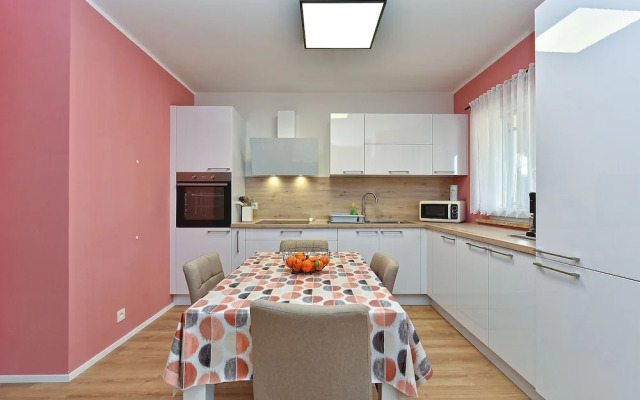 Apartment 1481