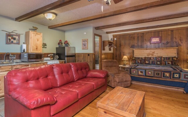 Whispering Pine Cabins