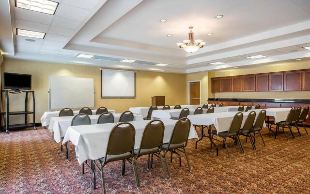Comfort Suites Barstow near I-15