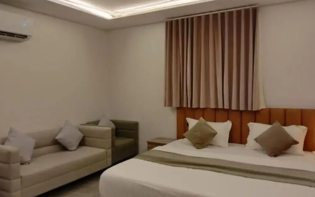 Calm Serviced Apartments 1