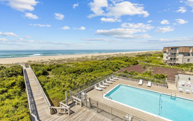 Southwinds A17 2 Bedroom Condo by RedAwning