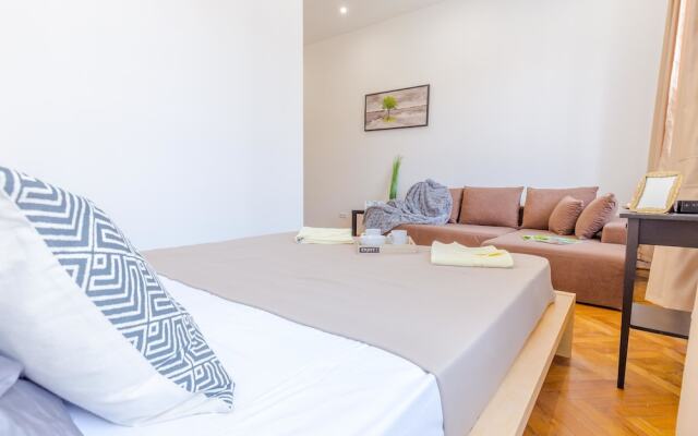 Real Apartments Zoltan