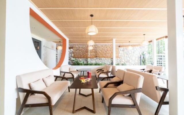 Yunyi Boutique Lake View Inn