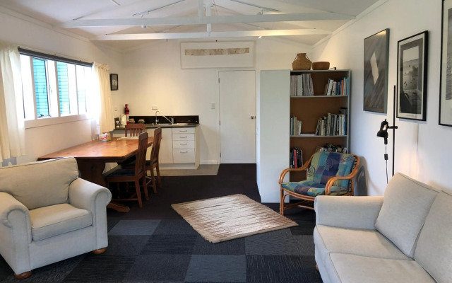 @Taradise-Opunake - eco-friendly Coastal hideaway