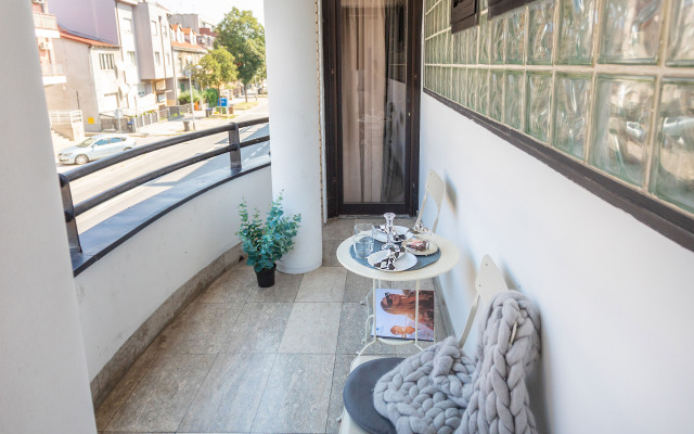 Cozy and Beautiful Studio Near City Center