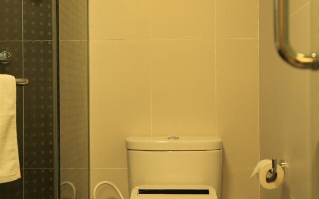 ibis Shenyang north station