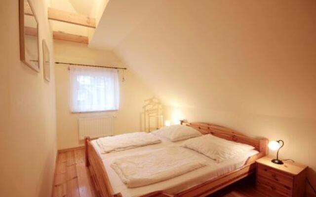 Haus Baabe by Rujana