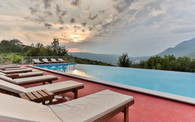 Luxury Apartments Bevilacqua