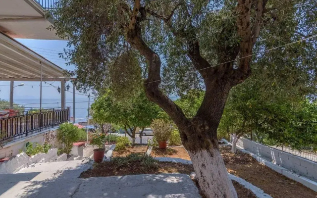 Yiannis Apartments