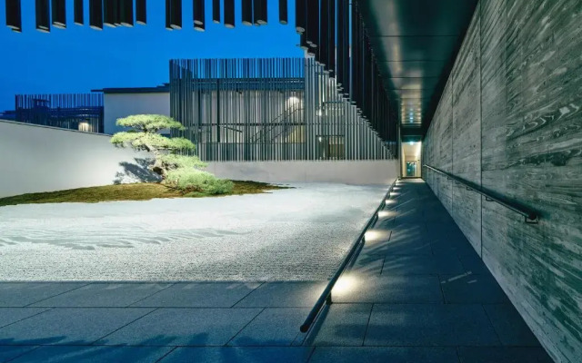 MUNI KYOTO by Onko Chishin