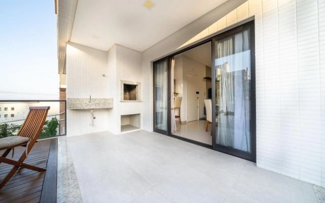 156 - Lindo apartamento a 50mts do mar em Canto Grande