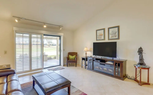 Spacious Condo w/ Mtn Views in Palm Desert!