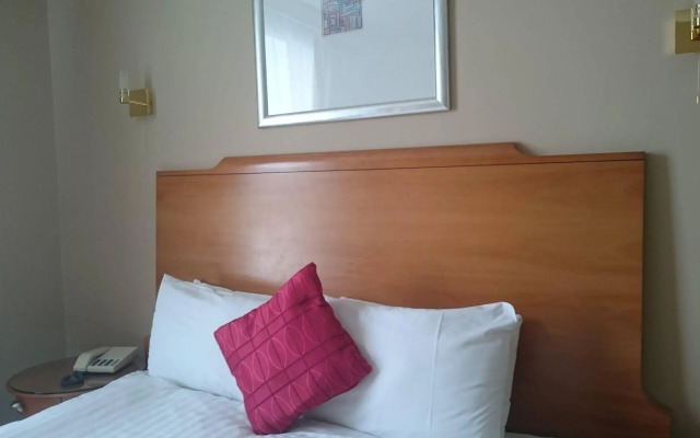 Great Northern Hotel; Sure Hotel Collection by Best Western