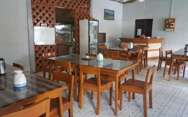 Maymyo Sa Khan Tha Hotel