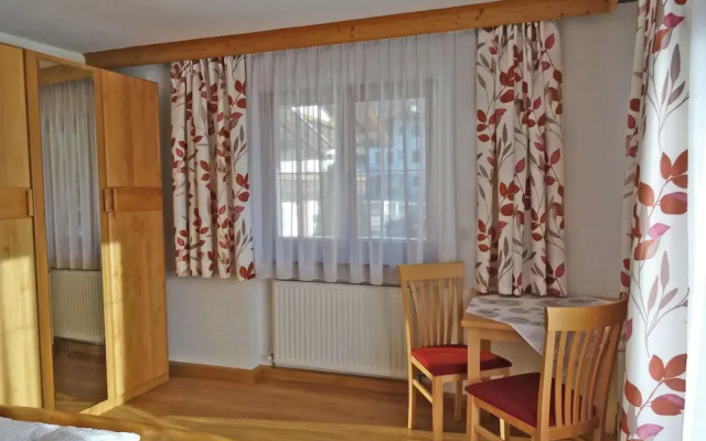 Apartment With Balcony in Hart im Zillertaler