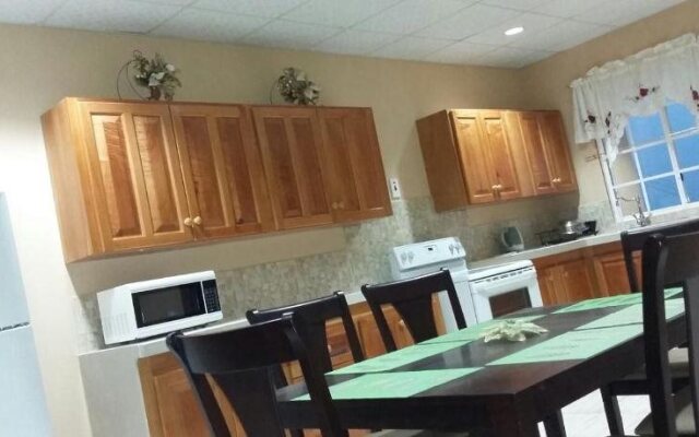 B's Guesthouse