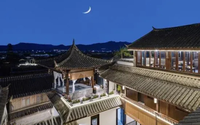 Yueqiao Huayuan Inn